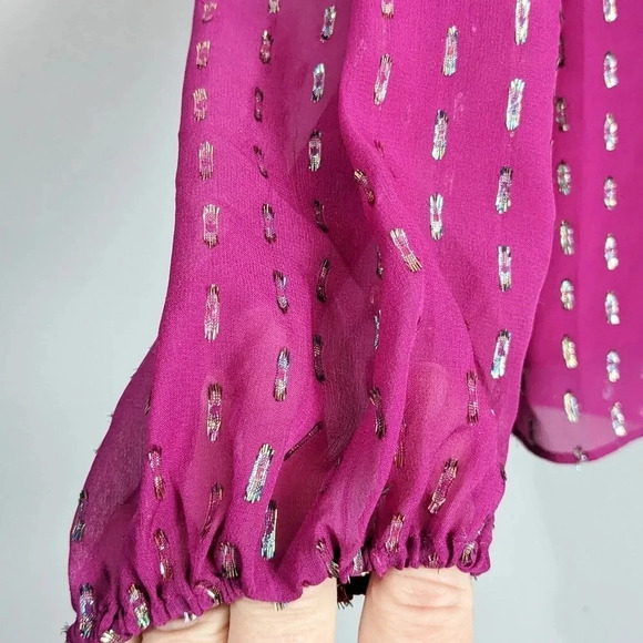 NEW Lilly Pulitzer AARON SILK TOP IN BORDEAUX BERRY RAINBOW METALLIC CLIP - Picture 3 of 7